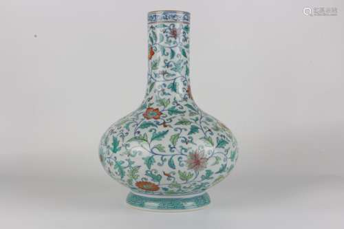 Qing Qianlong doucai vase