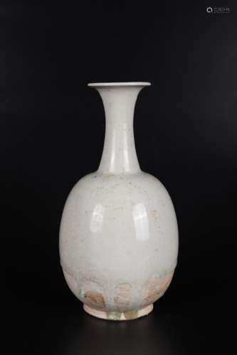 Gongxian Kiln Long-necked Vase