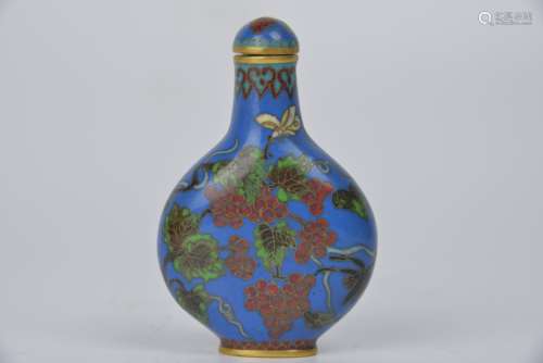 Cloisonné snuff bottle