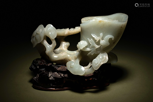 A Celadon Jade ‘Lingzhi’ Libation Washer