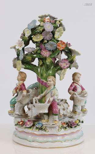 Porcelaine dans le goût de Meissen Groupe coloré, marqué 