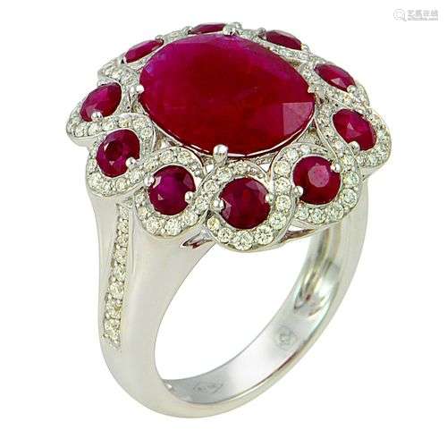 Bague en or blanc sertie 4 griffes d'un rubis ovale Naturel ...