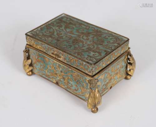 Coffret Louis XIV En bronze doré plaqué de cuir vert d'eau, ...