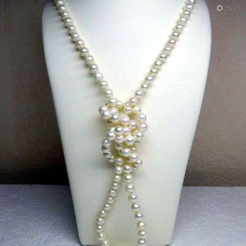 Sautoir en perles de culture naturelles (D: 7 - 7,5 mm) d'un...