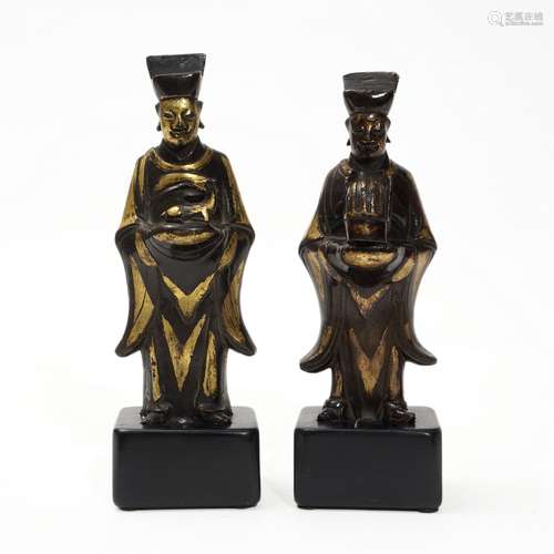 A pair of official portraits,Ming Dynasty
明代功名利禄人物像...