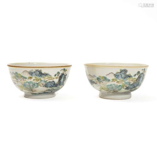 A cup with a landscape pattern, Qianlong period, Qing Dynast...