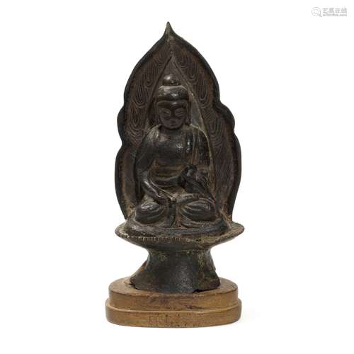 A statue of Shakyamuni Buddha, Tang and Five Dynasties perio...