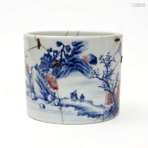 An underglaze blue & red pen holder, Qianlong period, Qing D...