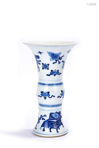 Chinese Blue and White Antiques Gu Vase