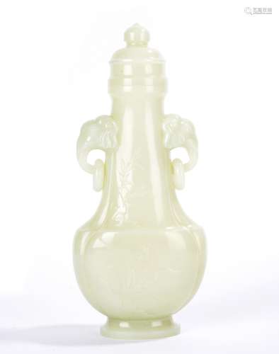 Fine Chinese Nephrite White Jade Pear Shape Vase