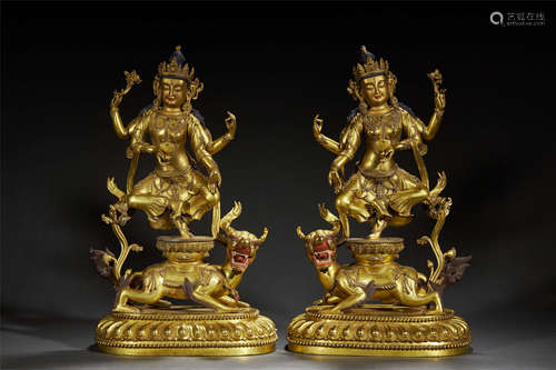 A PAIR OF GILT-BRONZE BUDDHA STATUE,MING DYNASTY