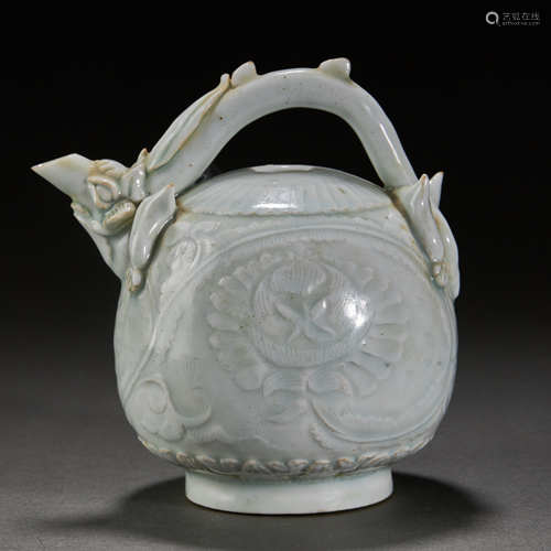 CHINESE CELADON-GLAZED WATER POT