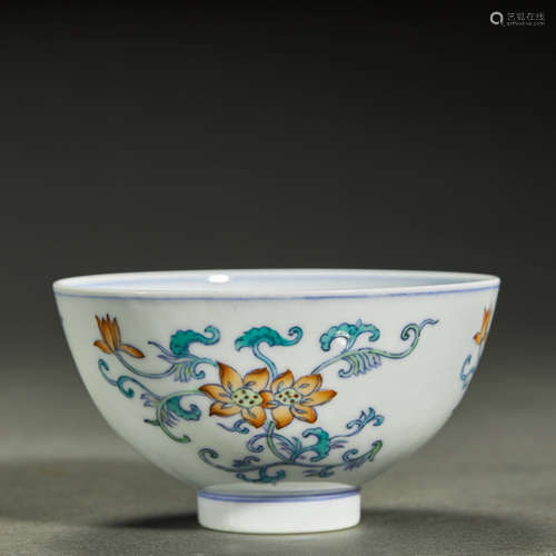 DOUCAI PORCELAIN TEA CUP