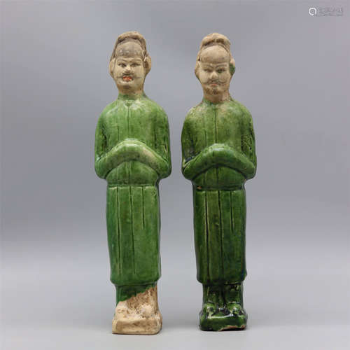 A PAIR OF SANCAI-GLAZED POTTERY FIGURES