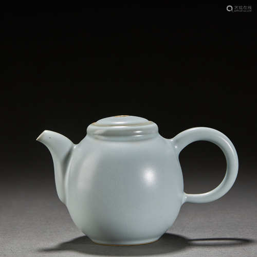 CELADON-GLAZED TEA POT