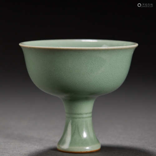 CHINESE LONGQUAN WARE CELADON-GLAZED CUP