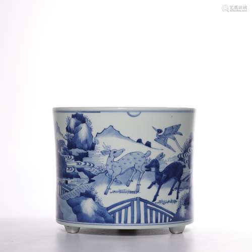 A BLUE AND WHITE GLAZED BRUSH POT