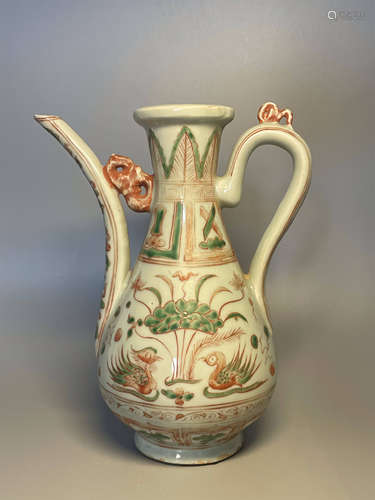 A RED AND GREEN-GLAZED WINE POT