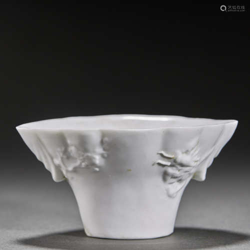 A DING WARE WHITE PORCELAIN DRAGON CUP