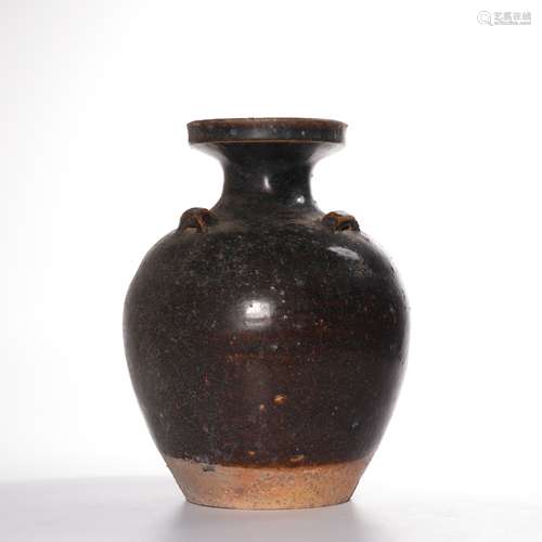 A JIZHOU WARE BLACK PORCELAIN JAR