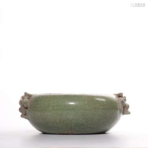 A LONGQUAN WARE CELADON-GLAZED BRUSH WASHER