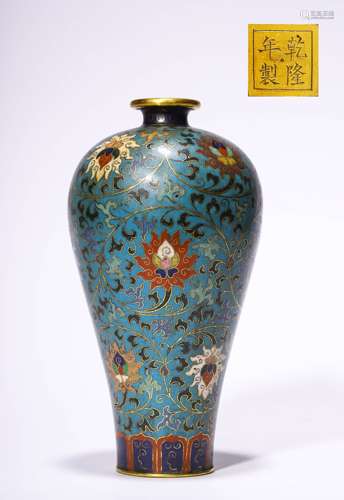 Qing Dynastry Qianlong Era Enamel Plum Vase