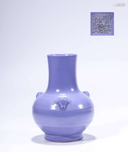 Qing Dynasty Qianlong Era
Sanyang Vase