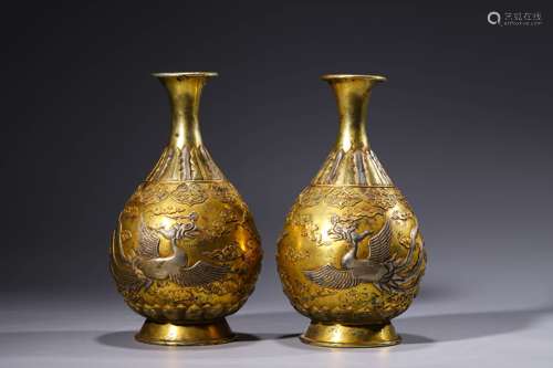 A Pair of Gilt Bronze Jade Vase