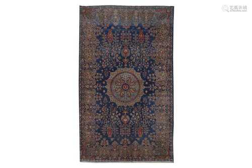 A VERY FINE KASHAN MOHTASHEM RUG, CENTRAL PERSIA