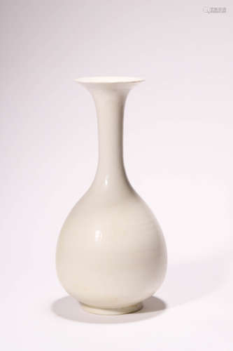 Ding Kiln Vase