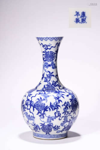 Qing Dynasty Kangxi Era Blue And White Porcelain Vase