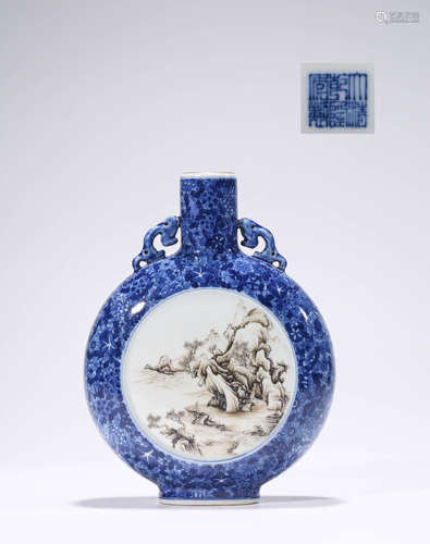 Qing Dynasty Qianlong Era Mo Cai Moon Flask