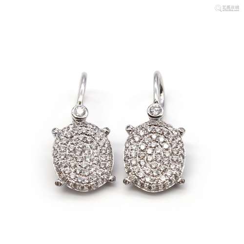 Boucles d'oreilles en or gris 18 ct et pavage de diamants en...