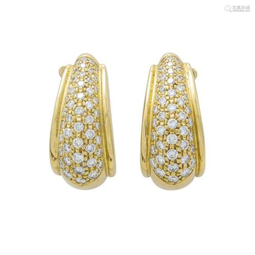 Boucles d'oreilles en or jaune 18 ct et pavage de diamants s...