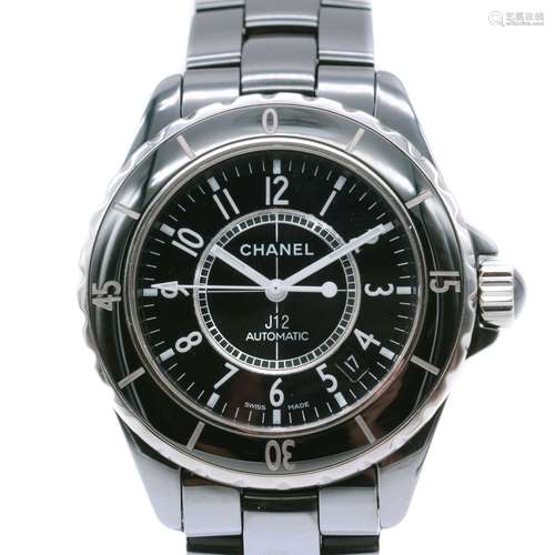 Montre Chanel, J12 Ceramic