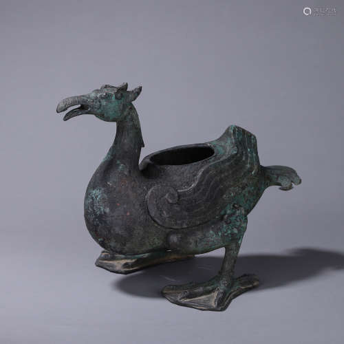 A Chinese Bronze Duck Shape Container