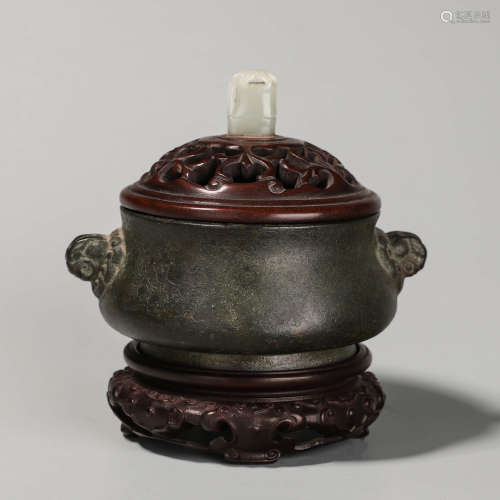 A Bronze Double Lions Ear Incense Burner