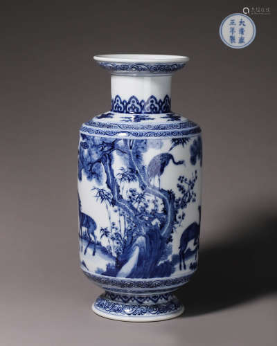 A Blue And Whte Deer Pattern Porcelain Cylinder Bottle