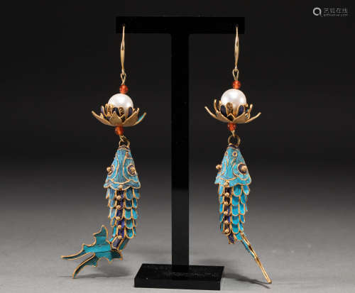Double fish earrings from The Qing Dynasty in China