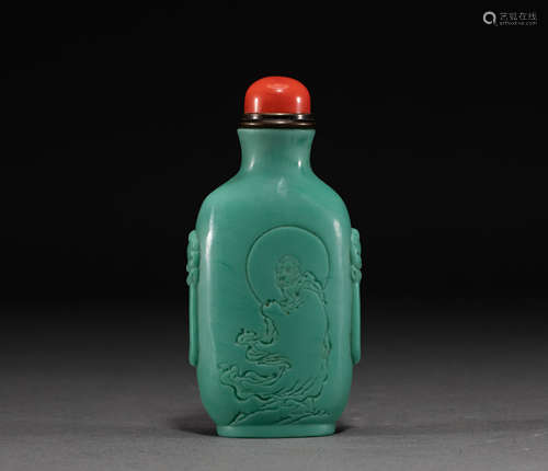 Chinese snuff bottle from the Qing Dynasty