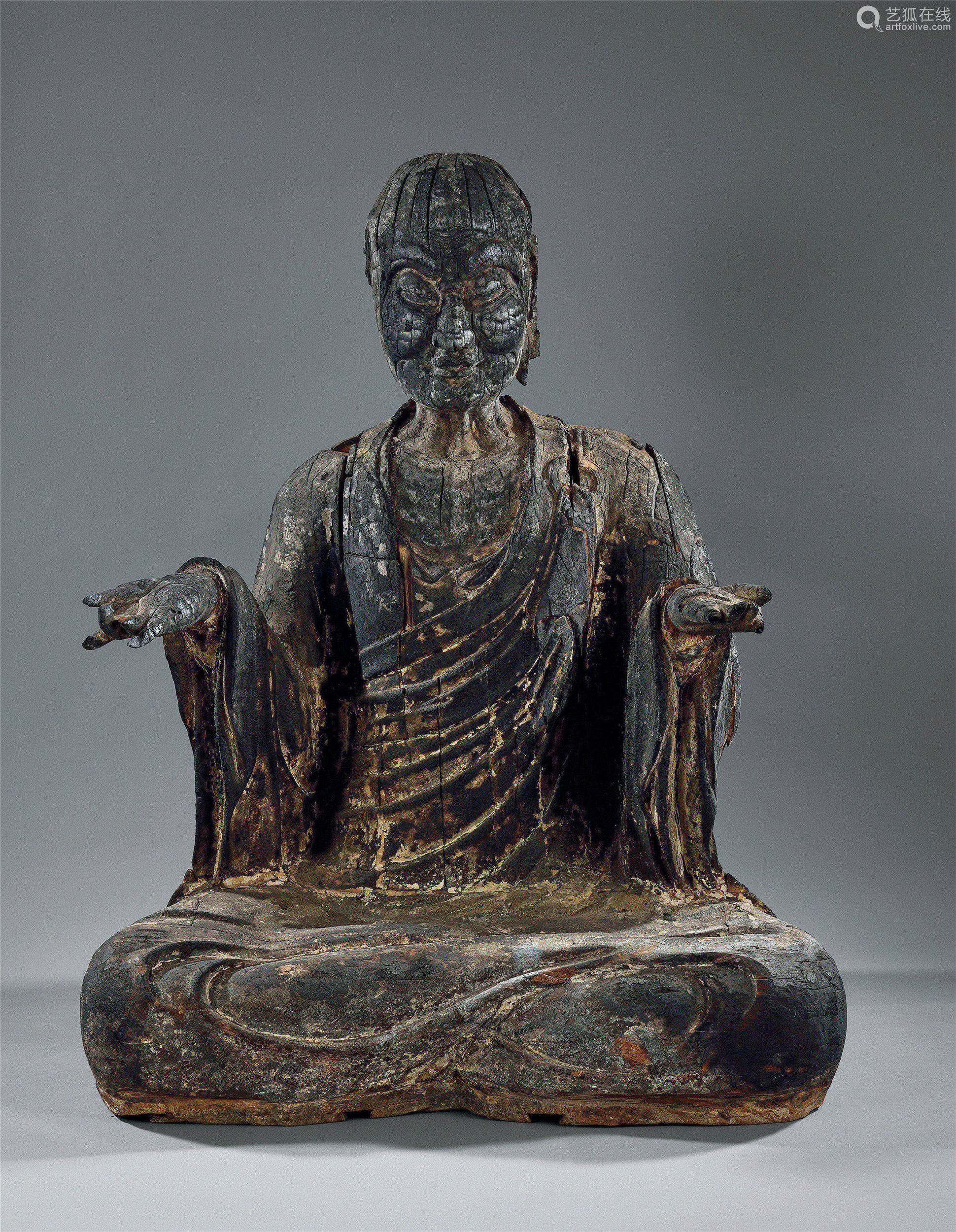 宋 木雕卢舍那佛像