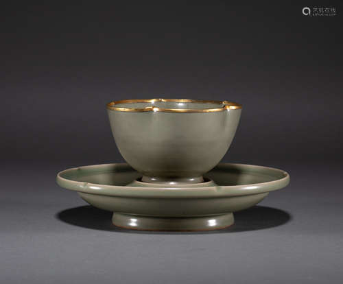 Flower mouth cup of Yue Kiln in Song Dynasty of China