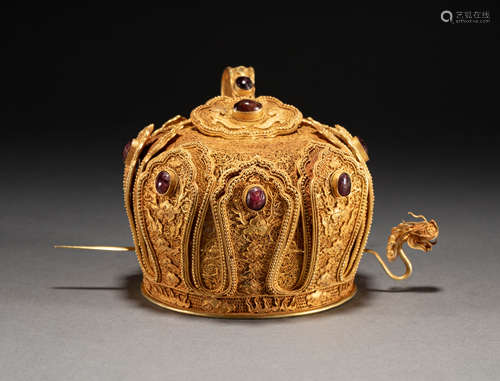 Chinese Tang Dynasty pure gold crown