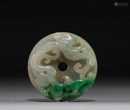 Jade jade with dragon pattern in Qing Dynasty