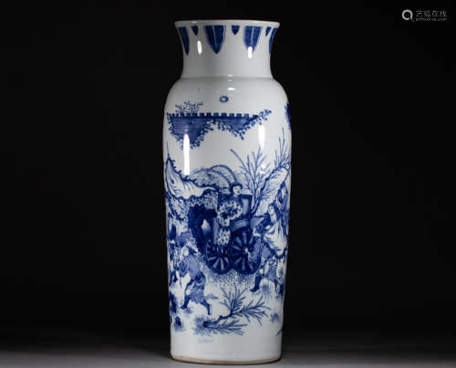 Chinese Ming Dynasty Chongzhen blue and white vase