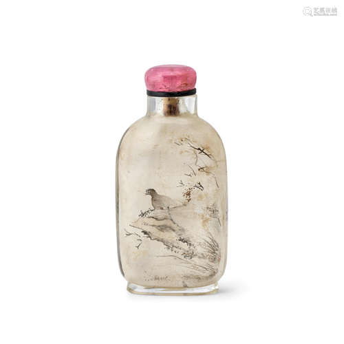 AN INSIDE-PAINTED GLASS SNUFF BOTTLE