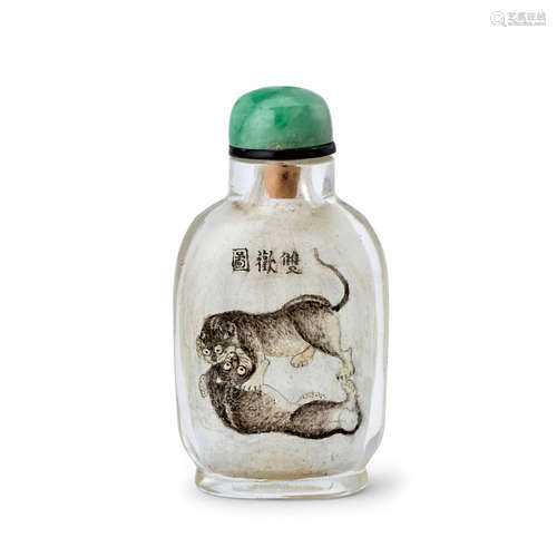 AN INSIDE-PAINTED MINIATURE GLASS SNUFF BOTTLE