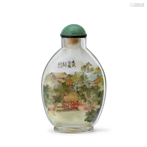 AN INSIDE-PAINTED GLASS SNUFF BOTTLE