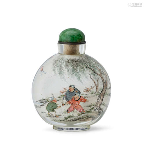 AN INSIDE-PAINTED GLASS SNUFF BOTTLE