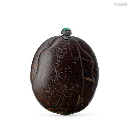 A RARE COCONUT SNUFF BOTTLE